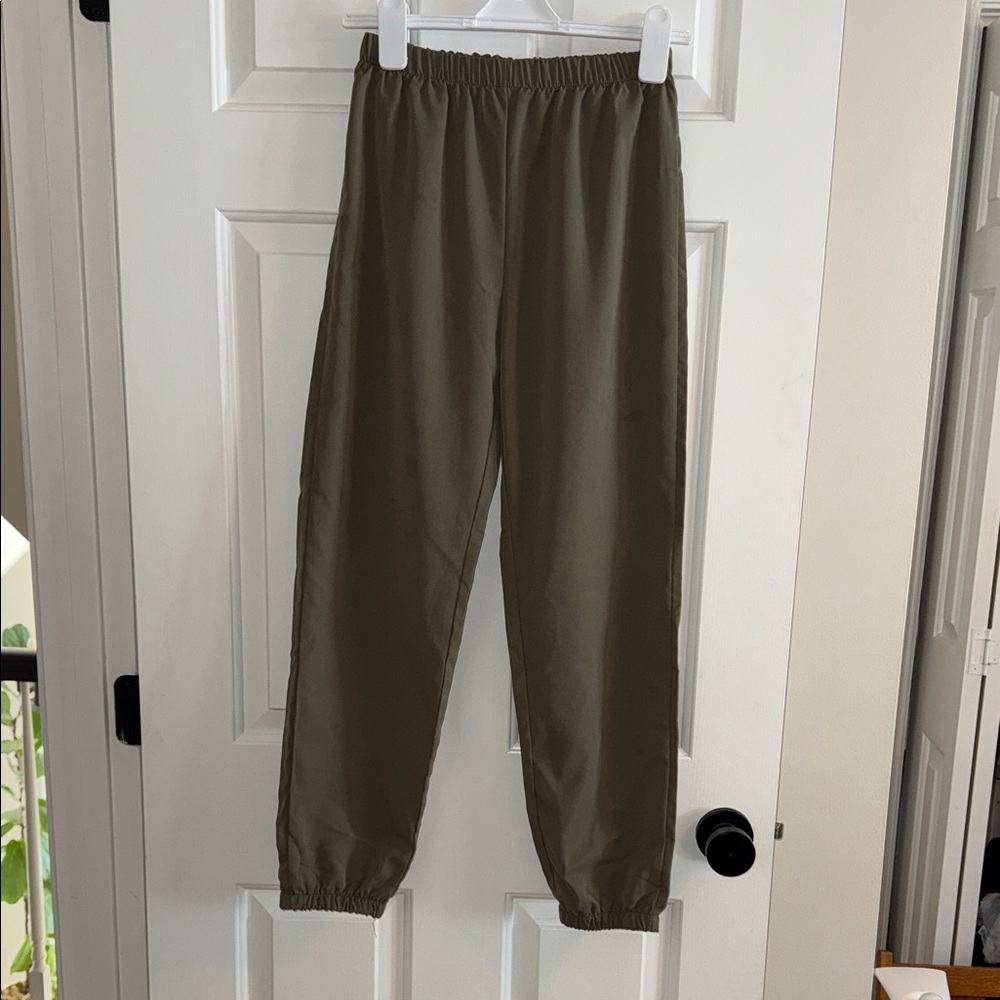 SHEIN Olive Green Pantsuit